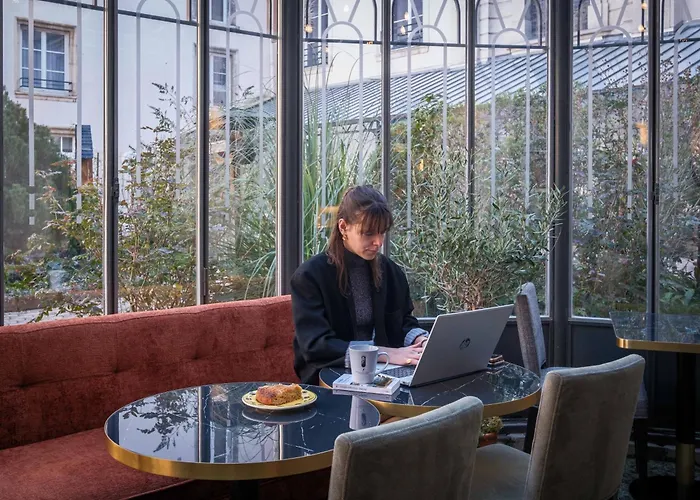 Littéraire Stendhal Et